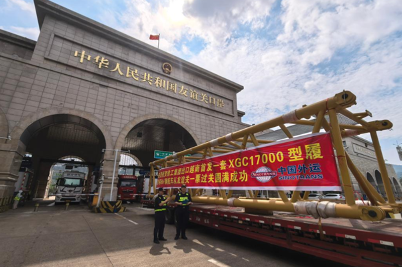 友谊关海关保税“一票多车”首发助力中国智造出海
